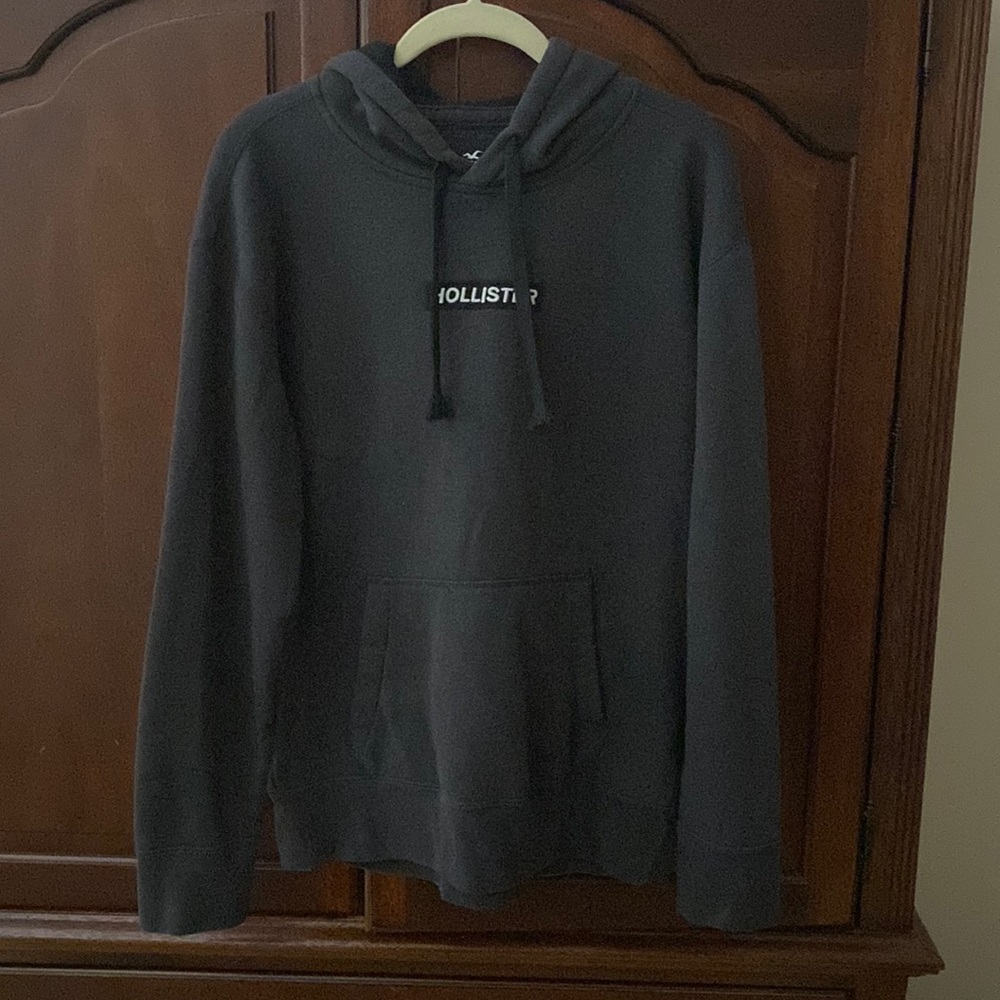 Hollister men’s dark grey hoodie size M
